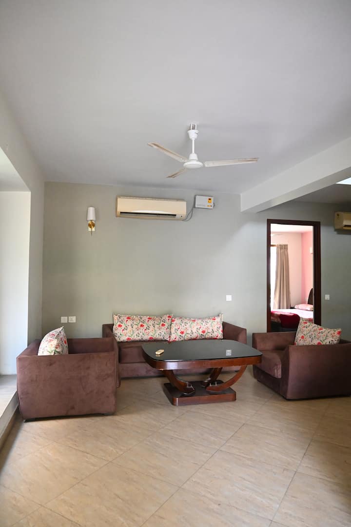 Living room at Aqua Bungalow — photo 2