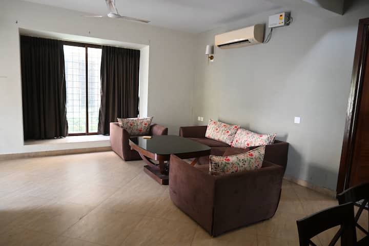 Living room at Aqua Bungalow — photo 3