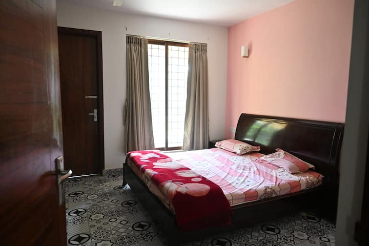 Bedroom 1 at Aqua Bungalow — photo 1