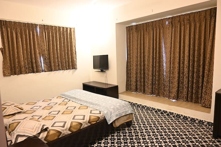 Bedroom 2 at Aqua Bungalow — photo 1