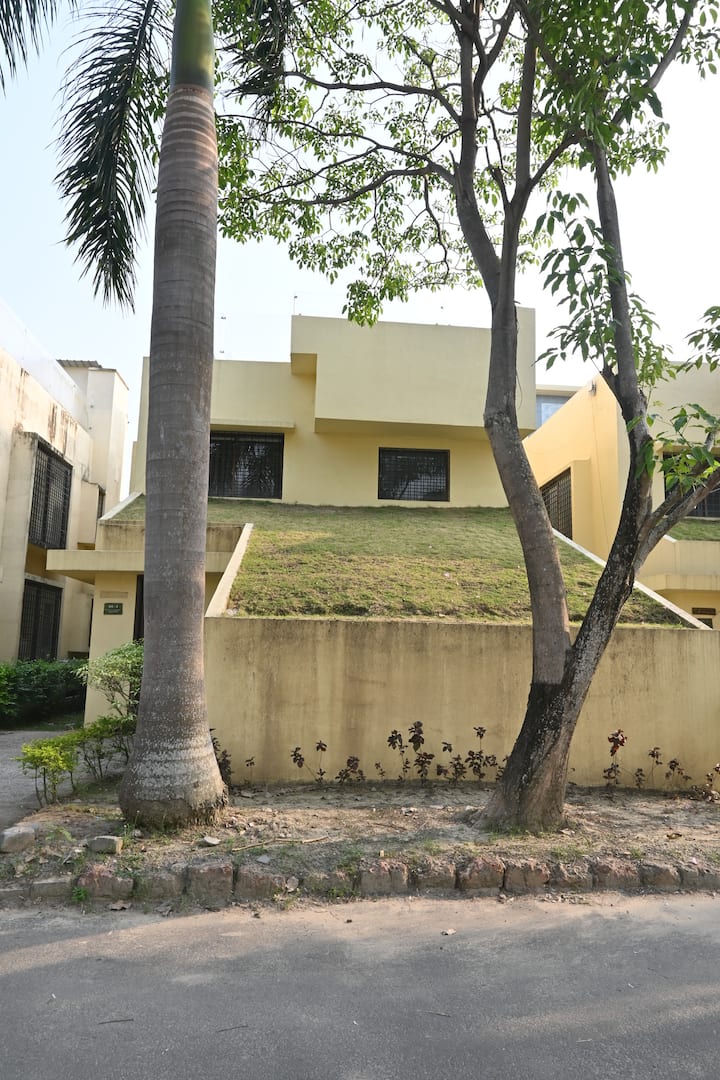 Exterior at Aqua Bungalow — photo 5