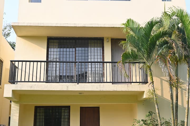 Exterior at Aqua Bungalow — photo 10