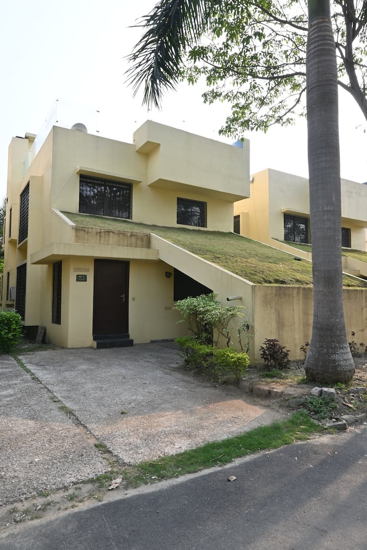 Exterior at Aqua Bungalow — photo 15
