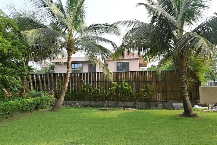 Exterior at Aqua Bungalow — photo 16