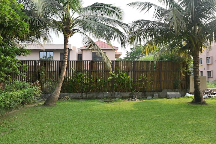 Exterior at Aqua Bungalow — photo 17
