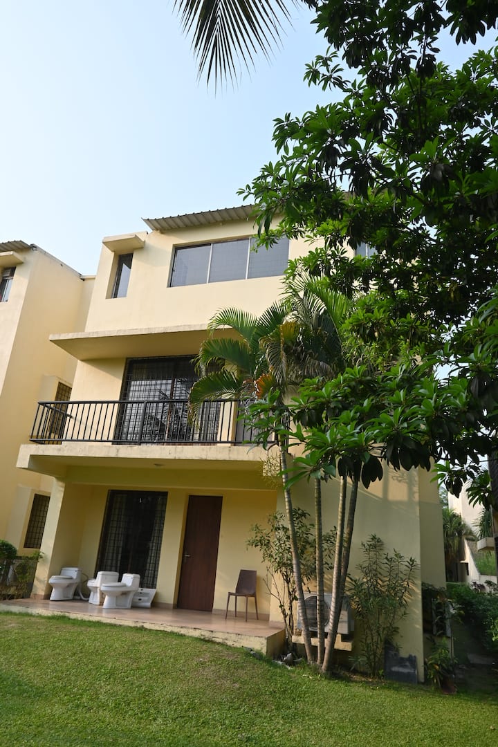 Exterior at Aqua Bungalow — photo 18