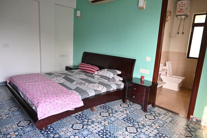 Additional photos at Aqua Bungalow — photo 10